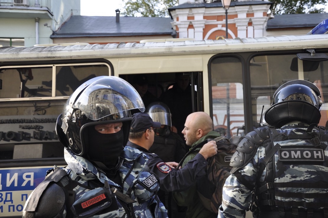В Кремле прокомментировали применение силы к участникам протестных акций в Москве