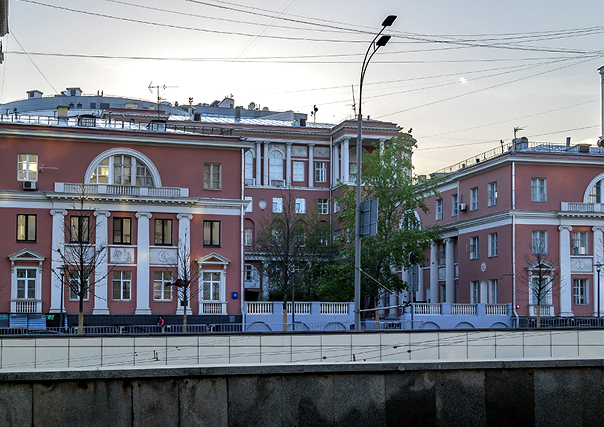 В Москве реконструируют дом, где два года прожил писатель Алексей Толстой