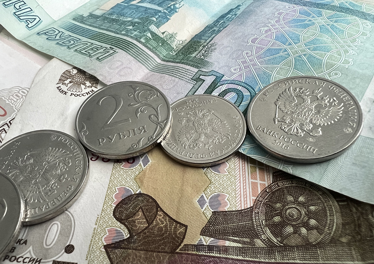 Финансовые аналитики спрогнозировали курс рубля к концу года