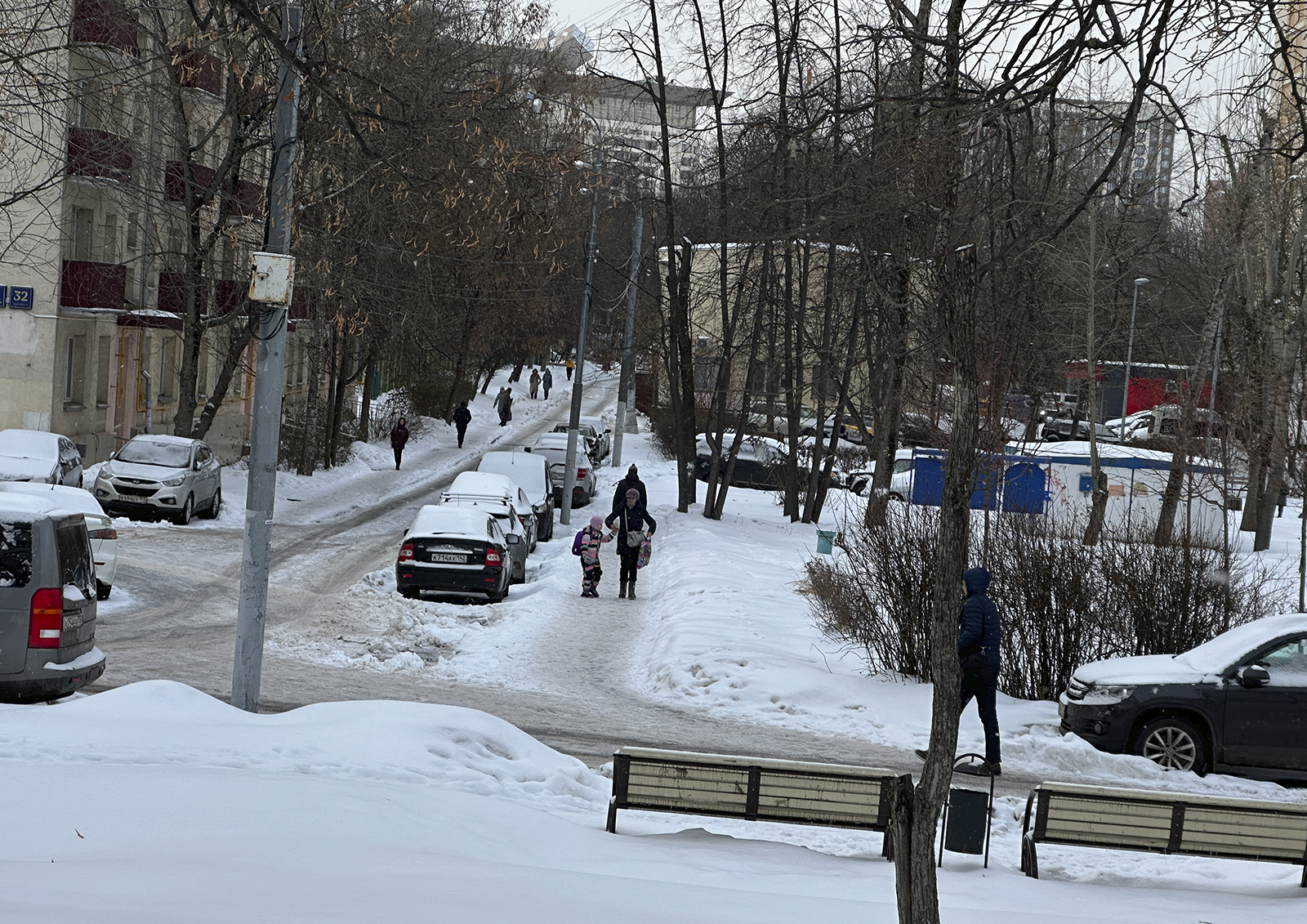 В России наблюдается рост заболеваемости гриппом и ОРВИ, школы закрывают на карантин